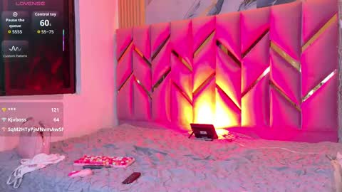 JAZMIN online show from 10/02/25, 07:43