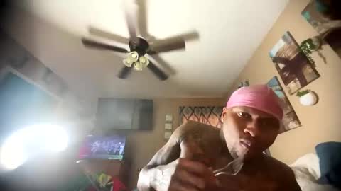 Snapshot of daddyjanimal chatting on 05/20/26, 11:49 sexy tatted king bbc online show from 05/20/26, 11:49