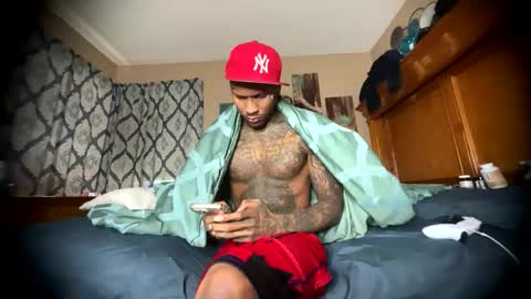 Snapshot of daddyjanimal chatting on 05/26/26, 03:30 sexy tatted king bbc online show from 05/26/26, 03:30