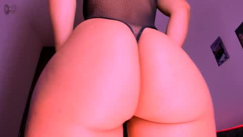 Creamy online show from 03/02/25, 09:53