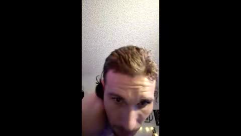 Snapshot of daddysg760472 chatting on 05/01/26, 05:17 PapiGuerodaddysgirl online show from 05/01/26, 05:17