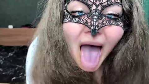 daddysgirl9978 online show from 04/11/26, 07:45