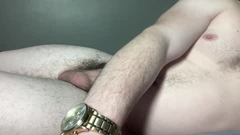 Snapshot of daddysmonstercockshow chatting on 01/03/25, 01:03 daddysmonstercockshow online show from 01/03/25, 01:03