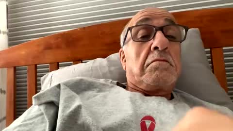 daddyweis online show from 10/03/25, 02:41