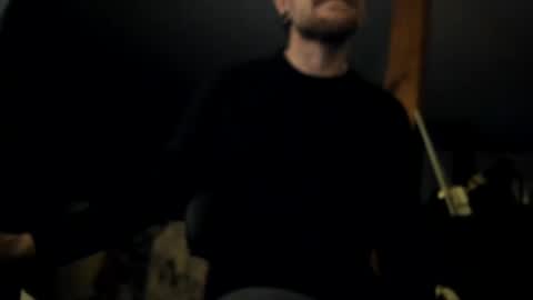 Snapshot of daemon456321 chatting on 01/29/25, 04:58 daemon online show from 01/29/25, 04:58