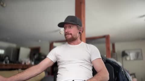 Snapshot of daemon456321 chatting on 02/07/25, 04:35 daemon online show from 02/07/25, 04:35