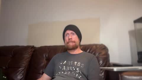 Snapshot of daemon456321 chatting on 02/27/25, 09:58 daemon online show from 02/27/25, 09:58