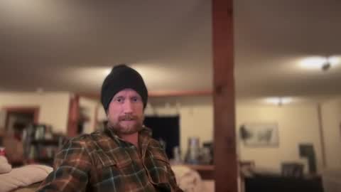 Snapshot of daemon456321 chatting on 03/04/25, 01:34 daemon online show from 03/04/25, 01:34