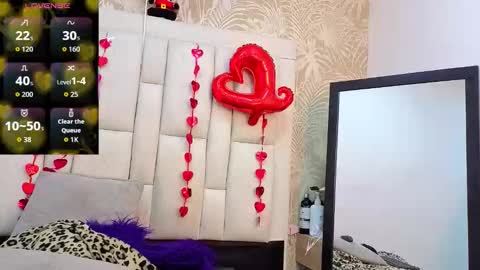 Snapshot of daffnelewis chatting on 02/25/26, 11:31 daffnelewis online show from 02/25/26, 11:31