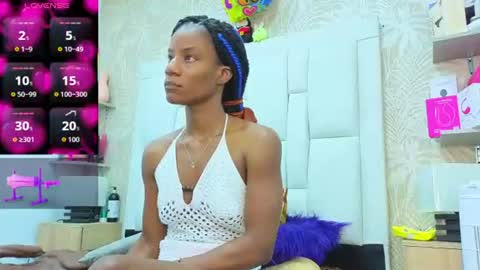 Snapshot of daffnelewis chatting on 06/19/26, 11:25 daffnelewis online show from 06/19/26, 11:25