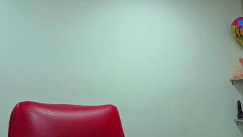 Snapshot of daffnelewis chatting on 07/18/26, 11:14 daffnelewis online show from 07/18/26, 11:14