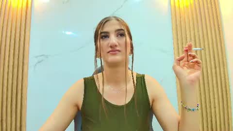 Snapshot of dafne_castro6478 chatting on 06/29/26, 05:57 Dafne Castro online show from 06/29/26, 05:57