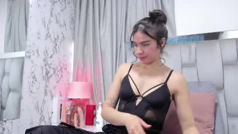 Snapshot of dafne_quenn chatting on 09/25/25, 01:15 dafne_quenn online show from 09/25/25, 01:15