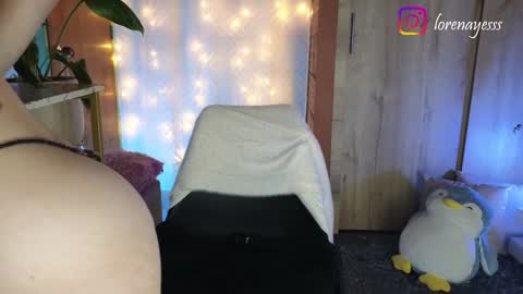 Snapshot of dafne_shark chatting on 01/11/25, 12:40 LORENA online show from 01/11/25, 12:40