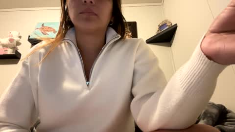 Snapshot of dafnecloutier chatting on 01/13/25, 12:56 Dafne 27 Cory-24 online show from 01/13/25, 12:56