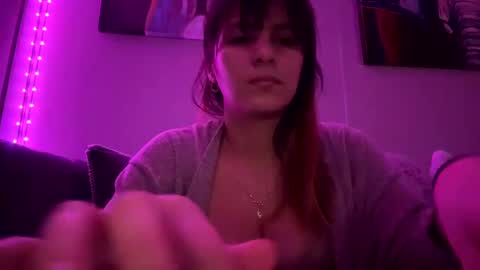 Snapshot of dafnecloutier chatting on 02/25/25, 12:03 Dafne 27 Cory-24 online show from 02/25/25, 12:03