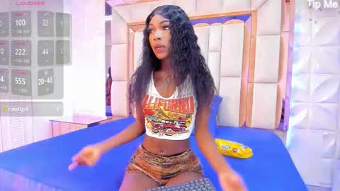 Dafnee online show from 11/01/25, 01:57