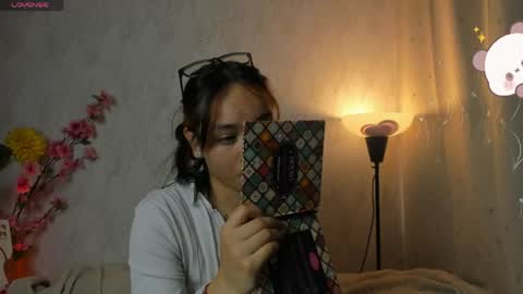 Snapshot of dafnemel chatting on 04/22/26, 08:43 dafnemel online show from 04/22/26, 08:43