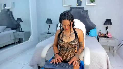 Snapshot of dahannacory chatting on 09/23/25, 12:30 Dahana online show from 09/23/25, 12:30