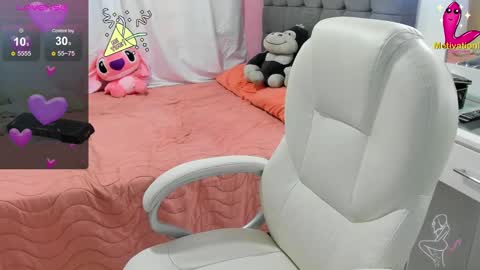 Snapshot of dahian_carter chatting on 12/05/24, 12:00 Dahian online show from 12/05/24, 12:00