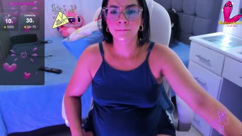 Snapshot of dahian_carter chatting on 12/28/24, 02:53 Dahian online show from 12/28/24, 02:53