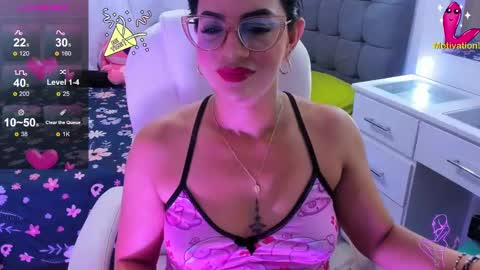 Snapshot of dahian_carter chatting on 01/05/25, 12:31 Dahian online show from 01/05/25, 12:31