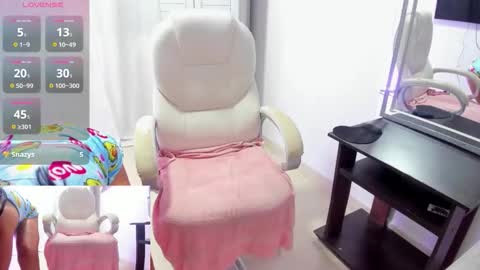 Snapshot of dahian_carter chatting on 03/04/26, 10:32 Dahian online show from 03/04/26, 10:32