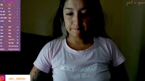 Dahiana  online show from 04/28/26, 12:21