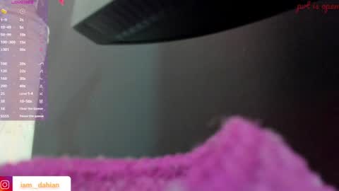 Snapshot of dahiana_dmour chatting on 06/19/26, 11:47 Dahiana online show from 06/19/26, 11:47