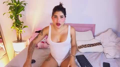 Dahiana online show from 03/18/26, 12:14