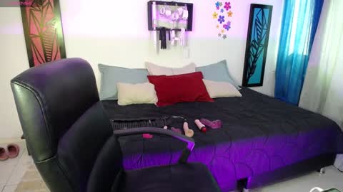 Snapshot of dahiana_sterling chatting on 01/23/25, 10:11 Dahiana online show from 01/23/25, 10:11