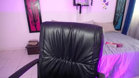 Snapshot of dahiana_sterling chatting on 02/10/25, 06:03 Dahiana online show from 02/10/25, 06:03