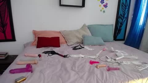 Snapshot of dahiana_sterling chatting on 02/12/25, 06:09 Dahiana online show from 02/12/25, 06:09
