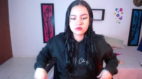 Snapshot of dahiana_sterling chatting on 02/15/25, 12:22 Dahiana online show from 02/15/25, 12:22