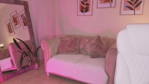 Snapshot of dahiana_walcott chatting on 04/30/26, 10:36 Dahiann Walcott online show from 04/30/26, 10:36
