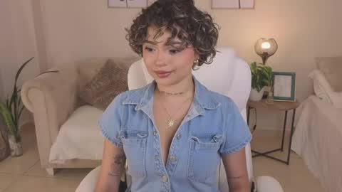 Snapshot of dahiana_walcott chatting on 05/26/26, 11:01 Dahiann Walcott online show from 05/26/26, 11:01