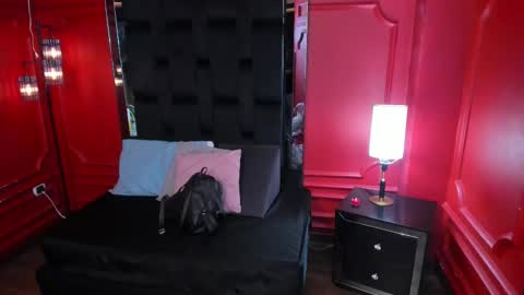 Dahiane Connor online show from 11/28/25, 11:35