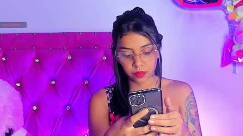    online show from 02/11/25, 07:44