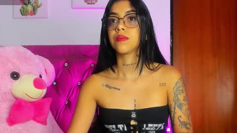    online show from 09/19/25, 08:38