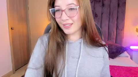 Dahlia online show from 10/26/25, 05:57