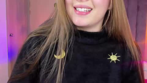 Dahlia online show from 12/19/25, 04:52