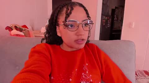 Snapshot of dahliabrowniee chatting on 12/10/24, 12:39 Dahli online show from 12/10/24, 12:39