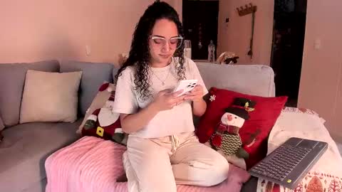 Dahli online show from 12/01/25, 03:55