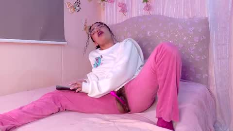 Dahli online show from 02/19/26, 04:41