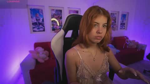 Dahlia Grey online show from 05/13/26, 11:40