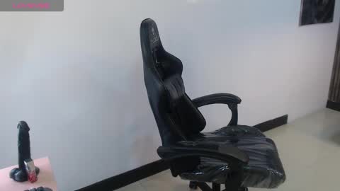 dahyan_ch online show from 11/27/25, 05:37