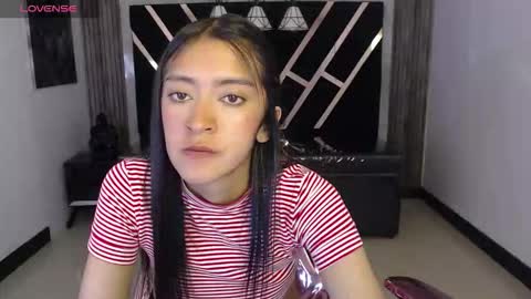 dahyan_ch online show from 12/17/25, 04:35