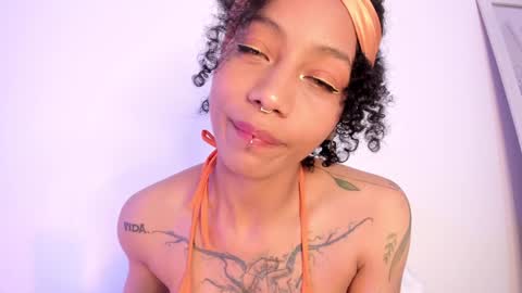 Snapshot of daiana_curly chatting on 01/23/25, 03:22 Daiana online show from 01/23/25, 03:22