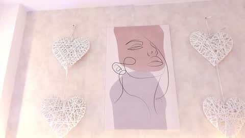 Daiana online show from 12/22/25, 07:33