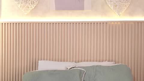 Daiana online show from 02/16/26, 07:43